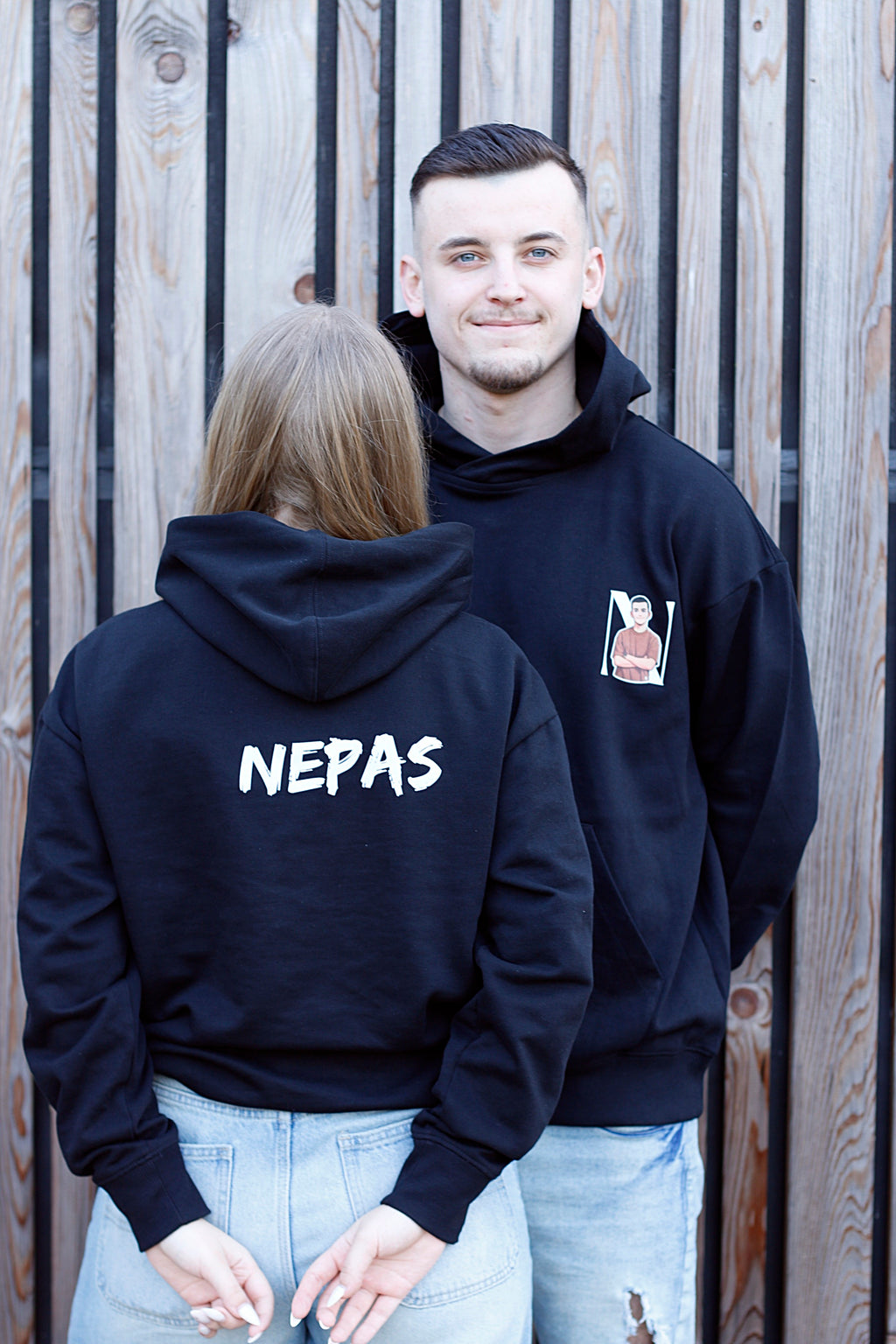 Mikina NEPAS - černá